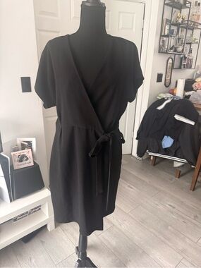 bobeau Black Wrap Midi Dress